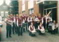 /album/fotogalerij-fotos-uit-de-oude-doos/obk-groepsfoto-22-juni-2003-225-jaar-bestaan-hoofdplaat-jpeg/
